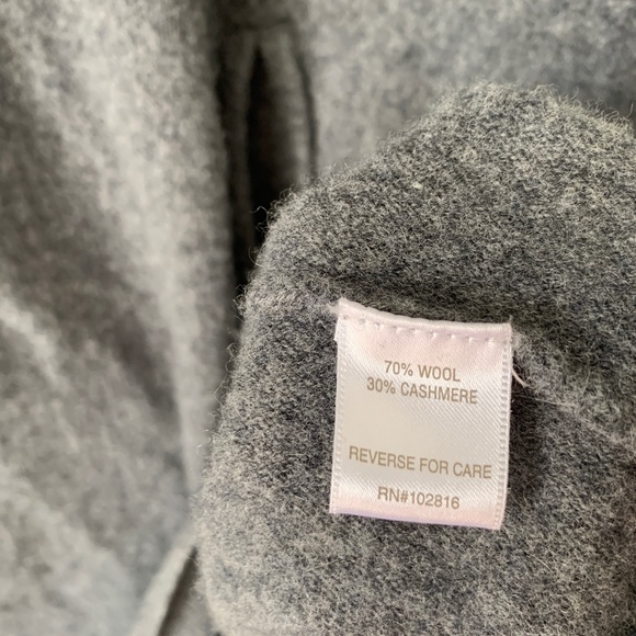 Garnet Hill Oversized Wool Cashmere Turtleneck Sweater - Picture 5 of 8